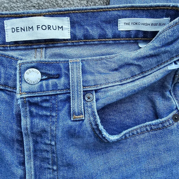 ARITZIA ForumThe Yoko High Rise Slim 28L Size 25 - Picture 14 of 15